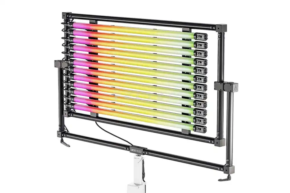 Quasar Science Ossium frame c/w 12x 4’ Rainbow 2 Begrenztes Angebot